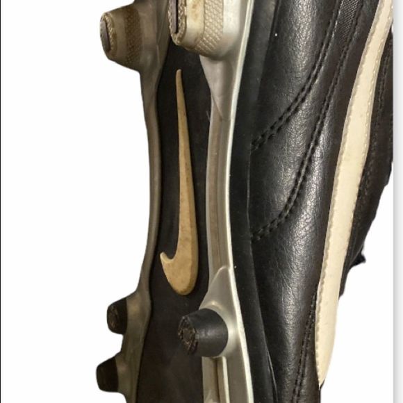 Nike tiempo legend Black & White FG size 12 Soccer Cleats main image 4